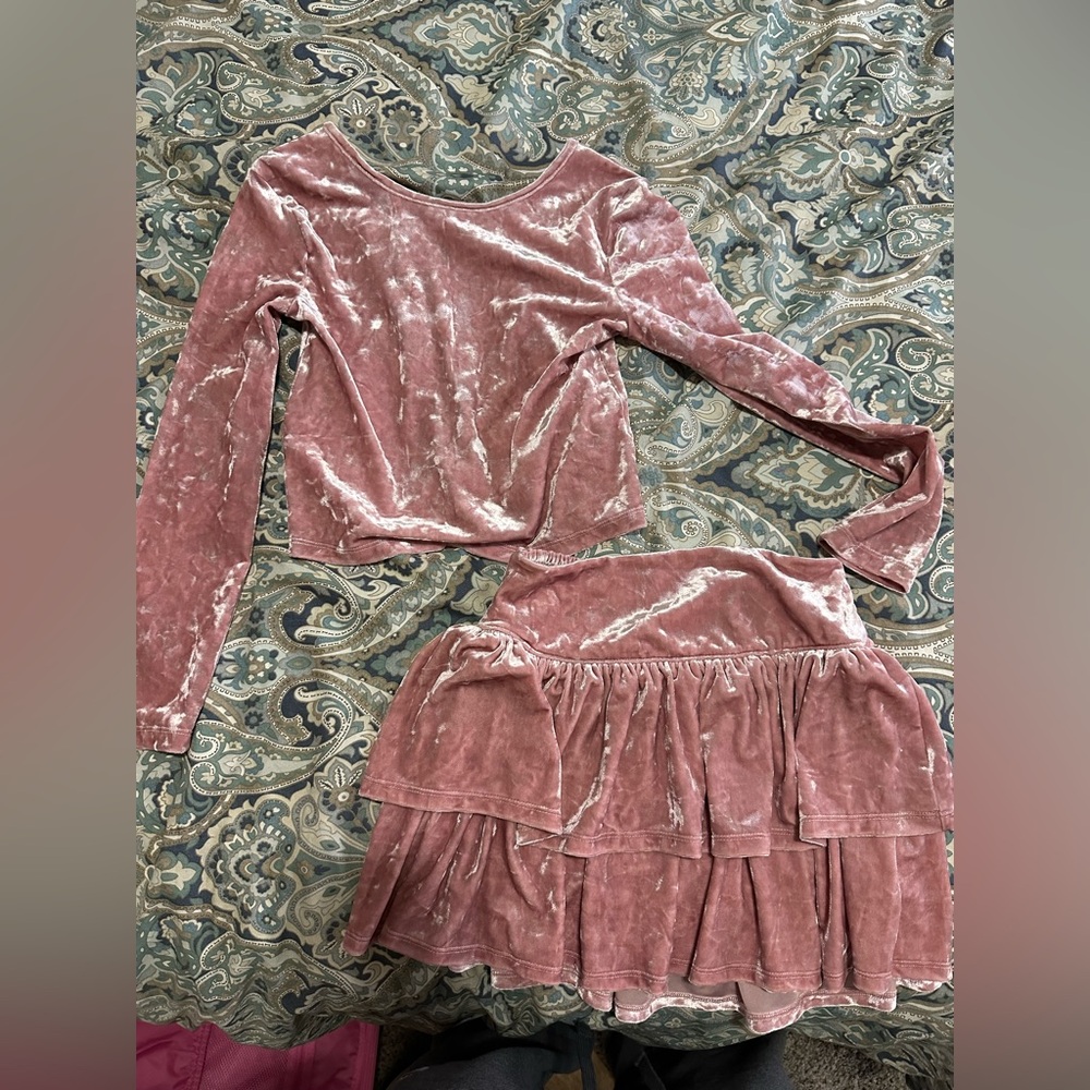 Gap valentines outfit
